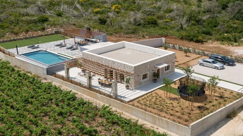 Orebić Villa for Up to 8 Guests with Infinity Pool