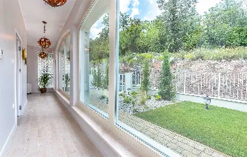 Villa in Veprinac for 10 Guests with Pool