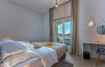 Villa in Veprinac for 10 Guests with Pool