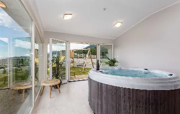 Villa in Veprinac for 10 Guests with Pool