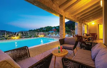 Sea View Villa in Veprinac for 8 Guests
