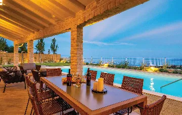 Sea View Villa in Veprinac for 8 Guests