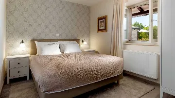 Istrian Stone Villa with Pool in Čabrunići