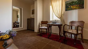 Istrian Stone Villa with Pool in Čabrunići