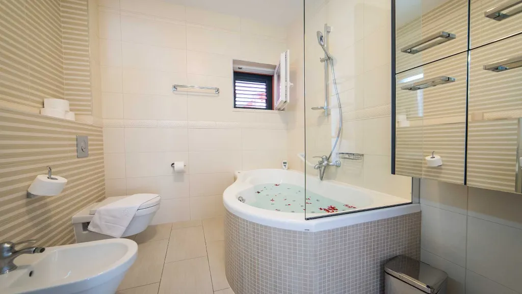 5-Bedroom Villa in Gruda, Croatia