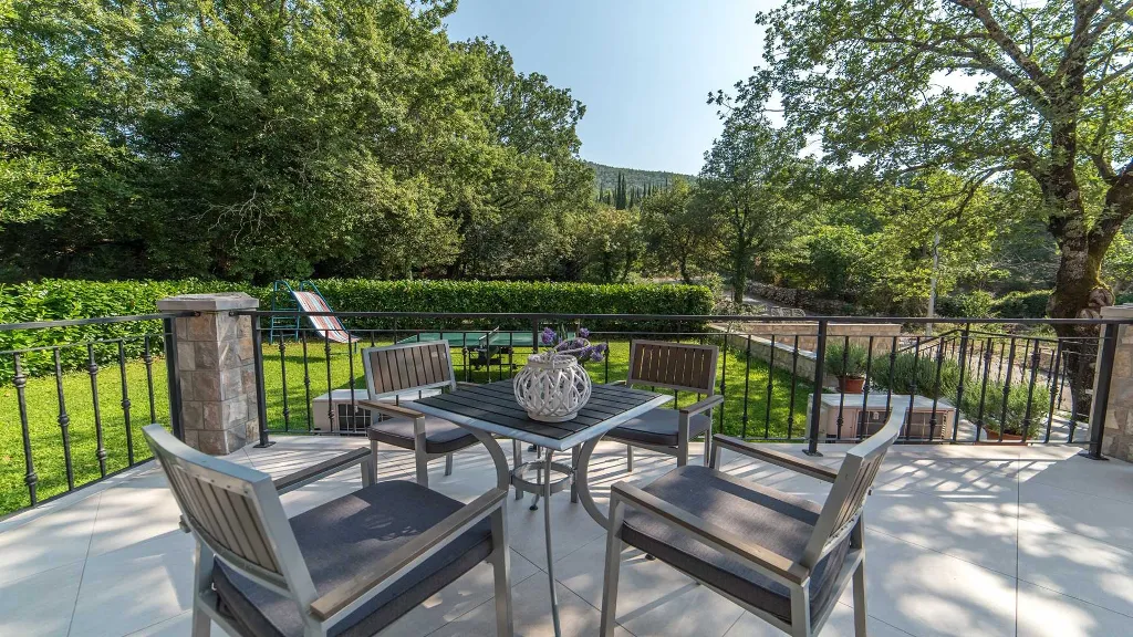 5-Bedroom Villa in Gruda, Croatia