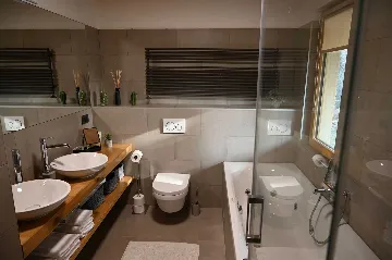 Villa with Sauna in Stari Laz for 8 Guests