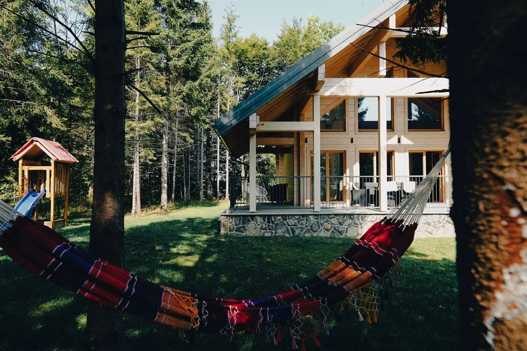 Villa with Sauna in Stari Laz for 8 Guests