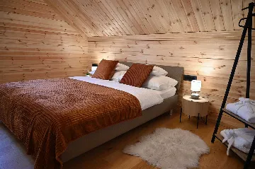 Villa with Sauna in Stari Laz for 8 Guests