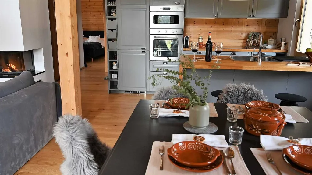 Villa with Sauna in Stari Laz for 8 Guests