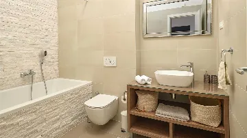 Villa for 10 Guests in Podstrana