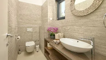 Villa for 10 Guests in Podstrana