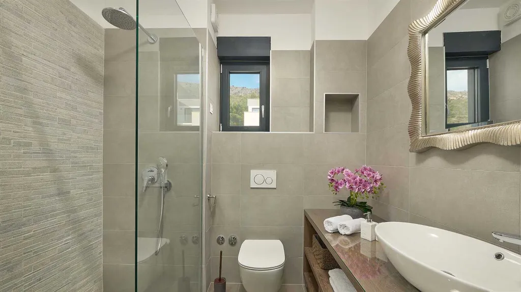 Villa for 10 Guests in Podstrana