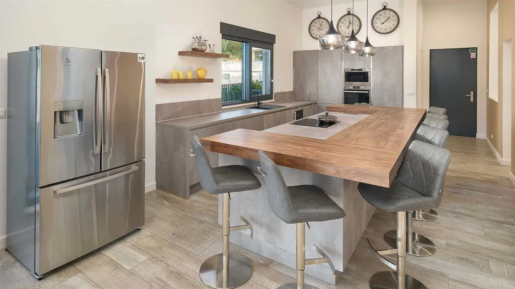 Villa for 10 Guests in Podstrana