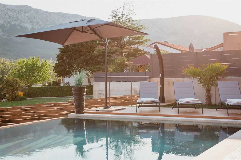 4-Bedroom Villa in Baška for 8 Guests