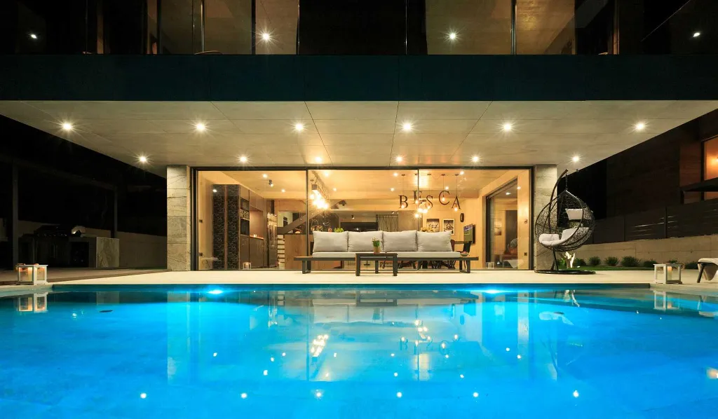 4-Bedroom Villa in Baška for 8 Guests