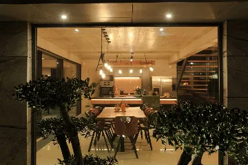 4-Bedroom Villa with Pool in Baška