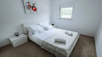 Kaštel Novi Villa for up to 16 guests
