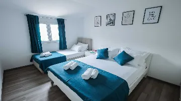 Kaštel Novi Villa for up to 16 guests