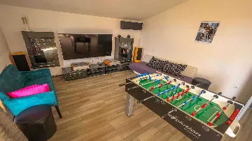 Kaštel Novi Villa for up to 16 guests