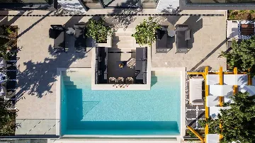 Spacious 6-Bedroom Villa in Starigrad, Croatia