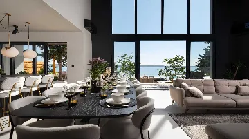 Spacious 6-Bedroom Villa in Starigrad, Croatia