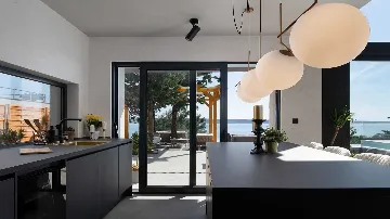 Spacious 6-Bedroom Villa in Starigrad, Croatia