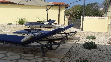 4-Bedroom Villa for 10 Guests in Barbariga