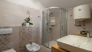 4-Bedroom Villa for 10 Guests in Barbariga