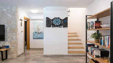 4-Bedroom Villa for 10 Guests in Barbariga