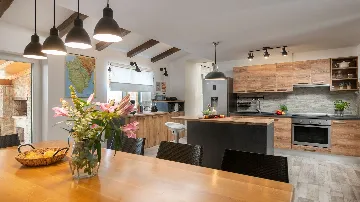 4-Bedroom Villa for 10 Guests in Barbariga