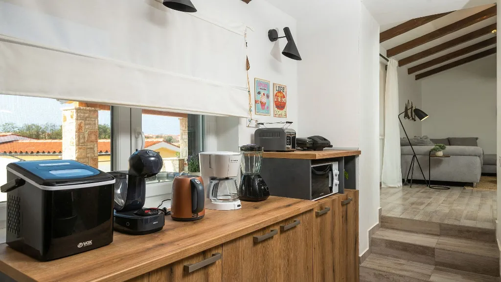4-Bedroom Villa for 10 Guests in Barbariga