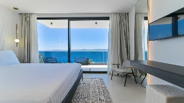 Sea-View 4-Bedroom Villa with Pool in Okrug Gornji