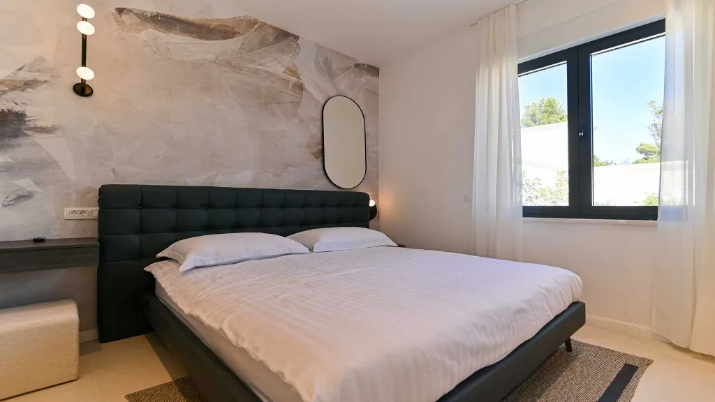 Sea-View 4-Bedroom Villa with Pool in Okrug Gornji