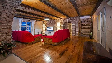 4-Bedroom Villa in Bale, Croatia (Up to 10 Guests)