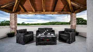 4-Bedroom Villa in Bale, Croatia (Up to 10 Guests)