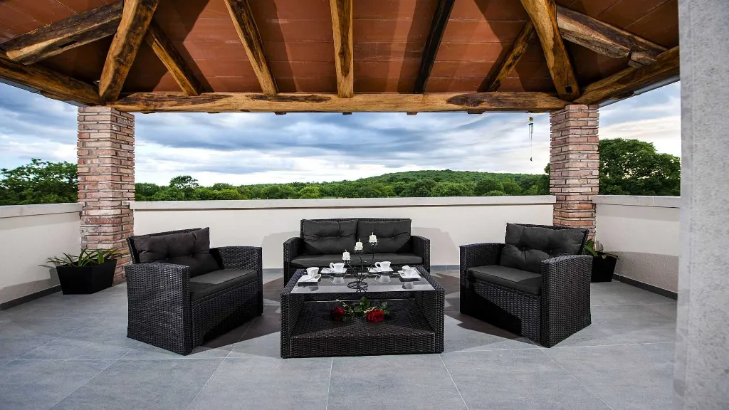 4-Bedroom Villa in Bale, Croatia (Up to 10 Guests)