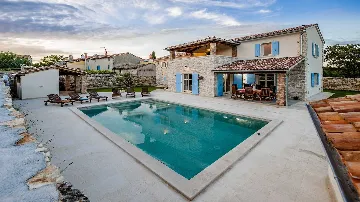 4-Bedroom Villa in Bale, Croatia (Up to 10 Guests)