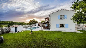 4-Bedroom Villa in Bale, Croatia (Up to 10 Guests)