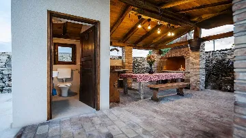 4-Bedroom Villa in Bale, Croatia (Up to 10 Guests)