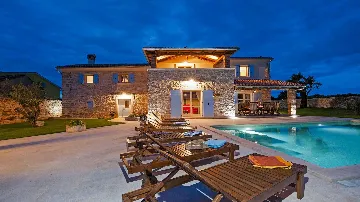 4-Bedroom Villa in Bale, Croatia (Up to 10 Guests)