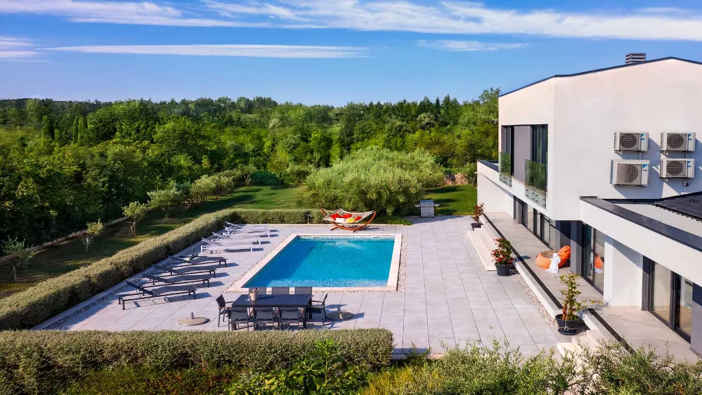 Rakalj Villa for Up to 8 Guests