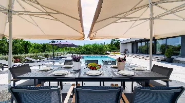 Rakalj Villa for Up to 8 Guests