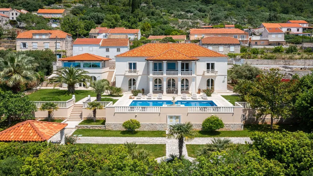 Trsteno 6-Bedroom Villa for up to 12 Guests