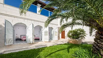 Trsteno 6-Bedroom Villa for up to 12 Guests