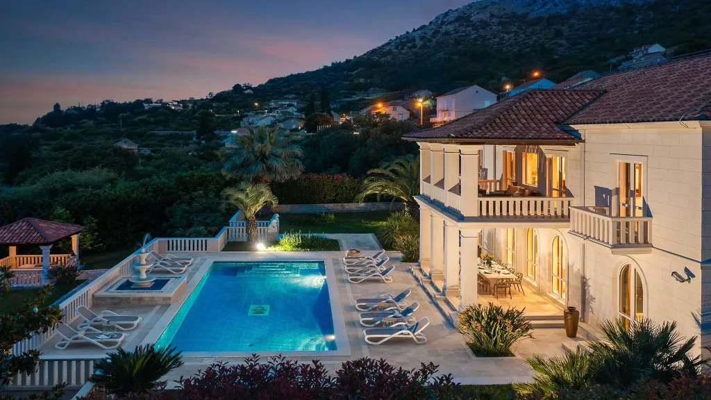 Trsteno 6-Bedroom Villa for up to 12 Guests