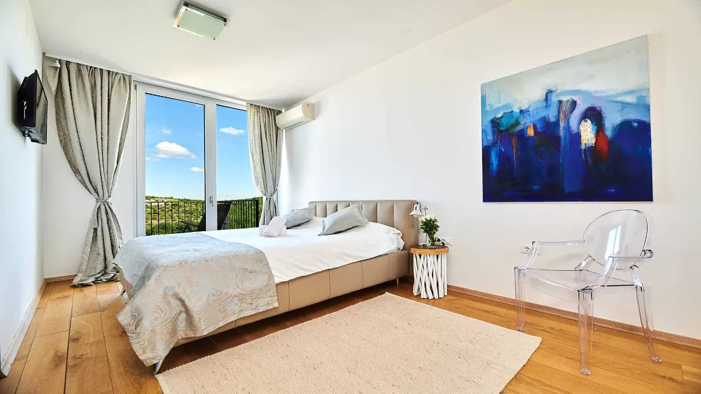 4-Bedroom Villa in Momjan for Up to 8 Guests