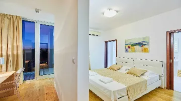 4-Bedroom Villa in Momjan for Up to 8 Guests