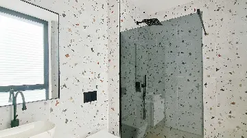 3-Bedroom Villa in Petrčane for Up to 8 Guests