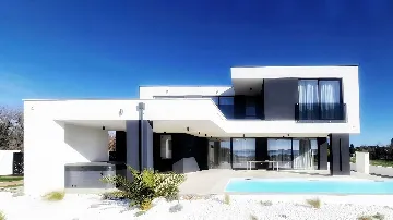 3-Bedroom Villa in Petrčane for Up to 8 Guests